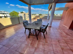 3-BDR modern apt. with panoramic view of Nicosia